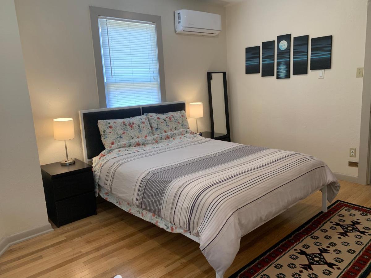 125-#4 Downtown Cozy Upstairs One Bedroom Apt San Antonio Exterior foto
